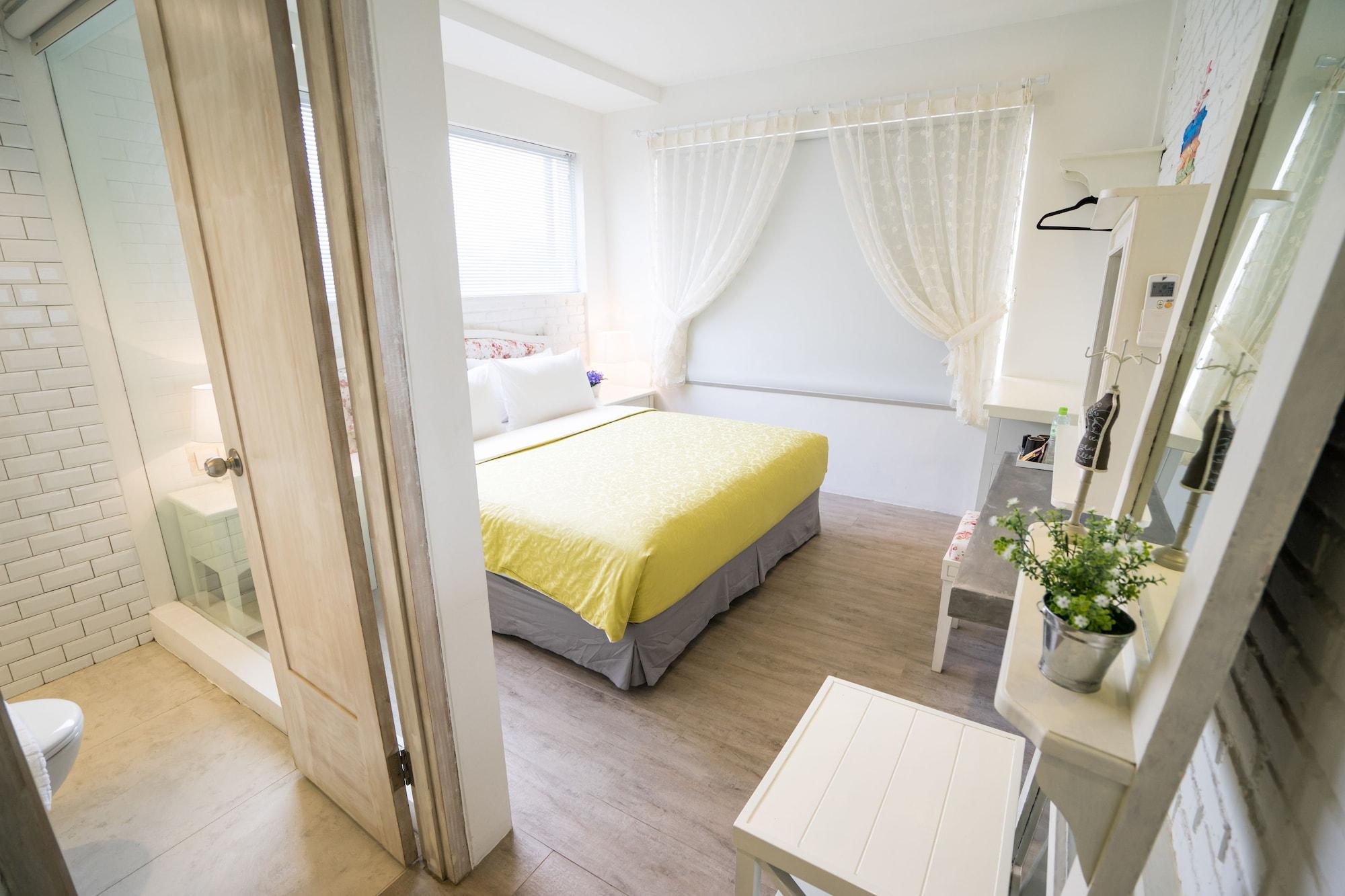 Hotel Summerbird  Bed And Brasserie Bandung