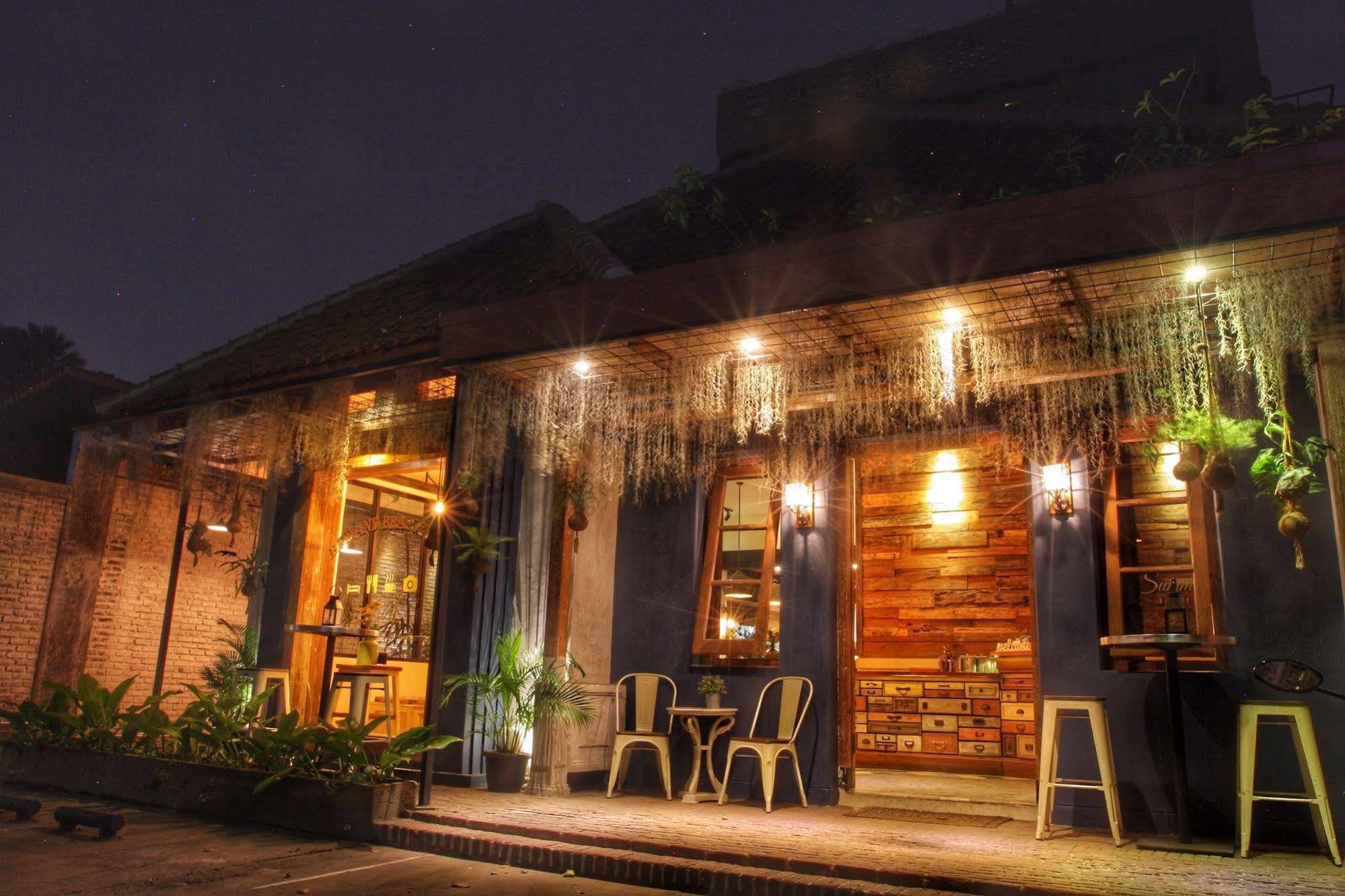 Summerbird  Bed And Brasserie