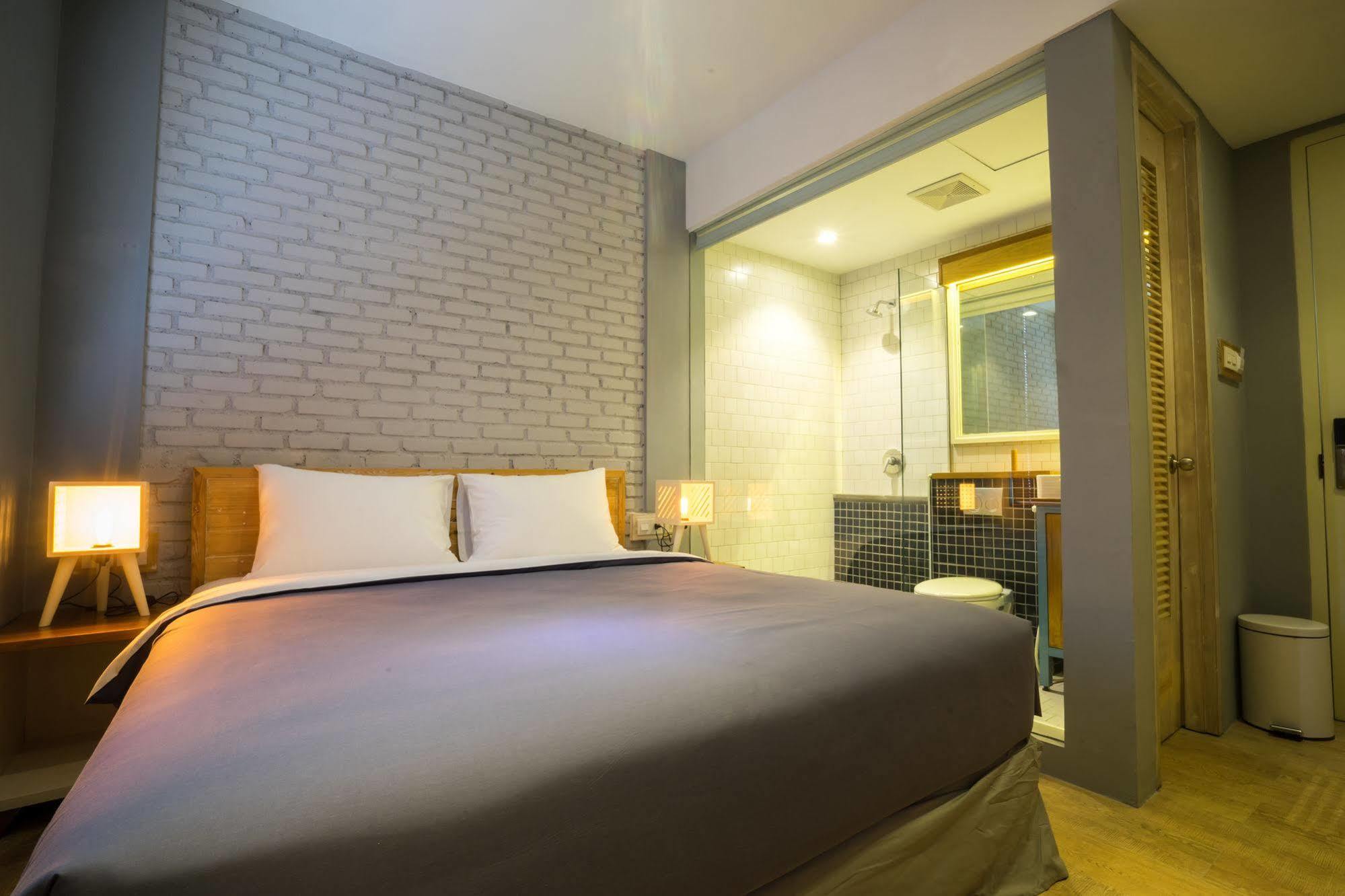 Summerbird - Bed And Brasserie Hotel