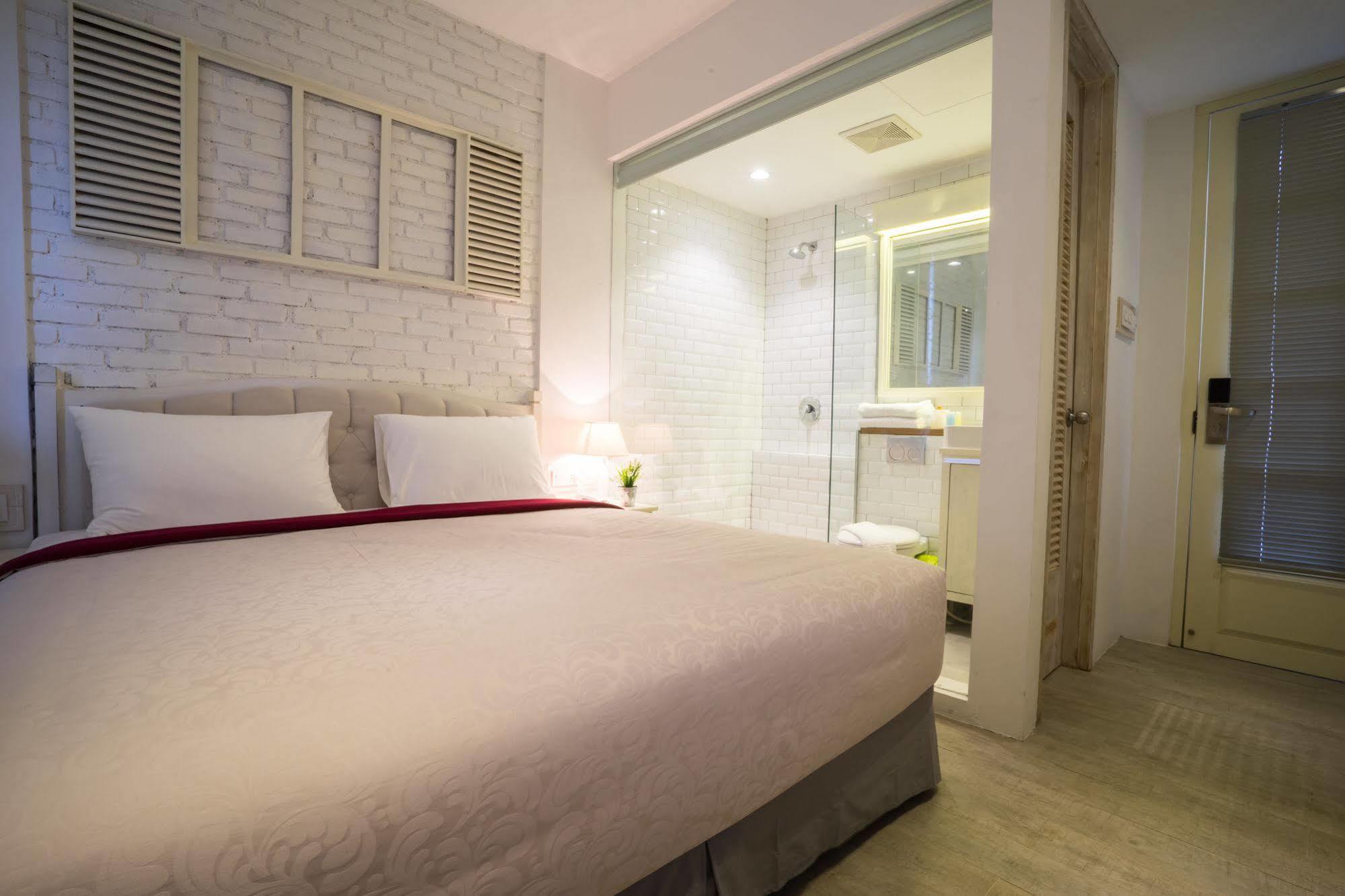 Hotel Summerbird - Bed And Brasserie Bandung